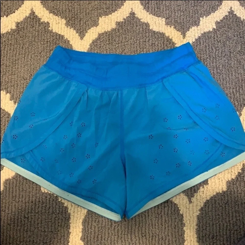 ⛱️Lululemon - Cobalt Blue Perforated Wide-Band Running Shorts - 4